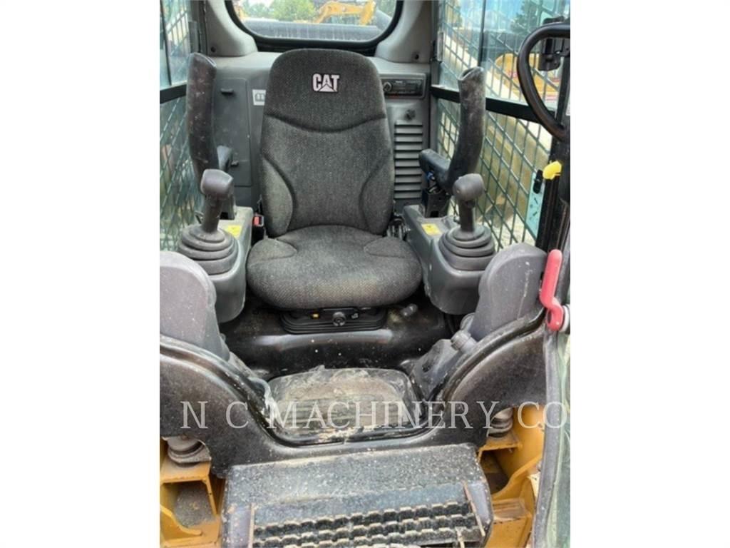 CAT 249D H2CB Мини товарачи
