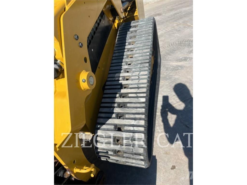 CAT 249D3 Верижен товарач