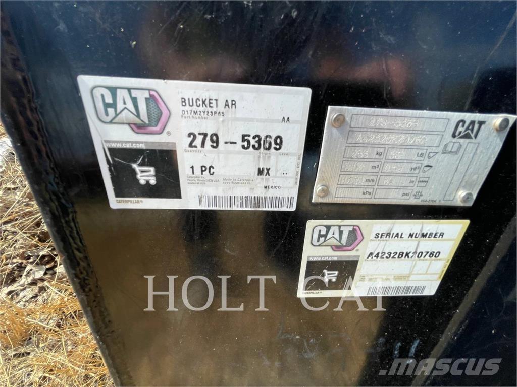 CAT 249D3 Верижен товарач