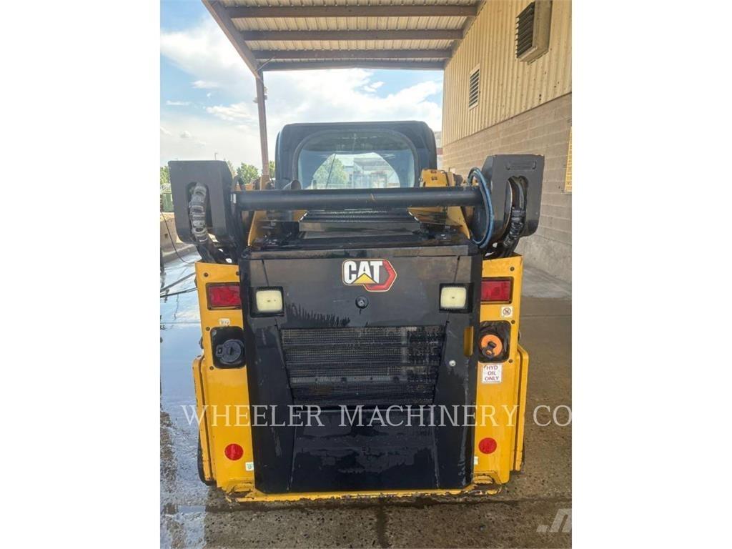CAT 249D3 C3H2 Верижен товарач
