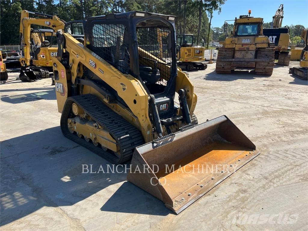 CAT 255 Верижен товарач