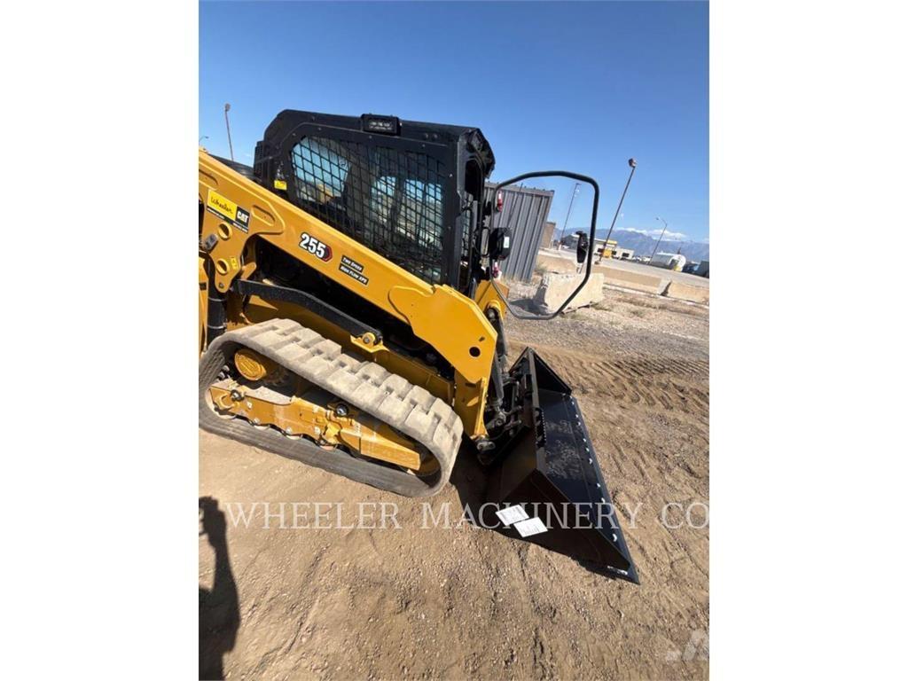 CAT 255 C3HF Верижен товарач