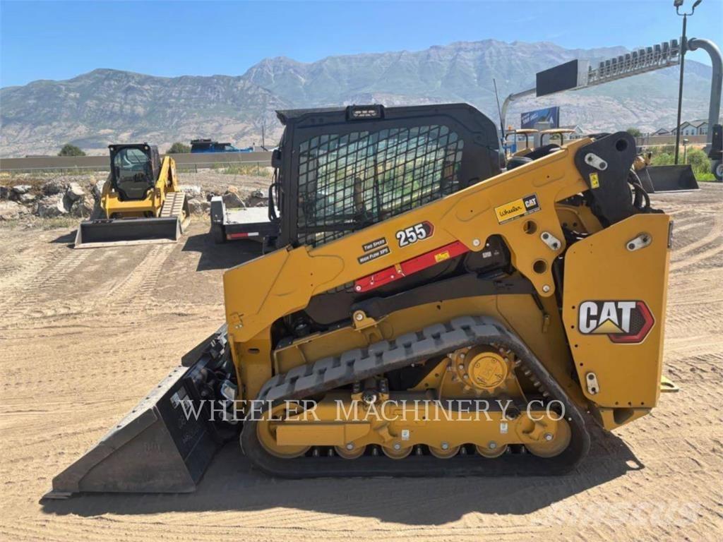 CAT 255 C3HF Верижен товарач