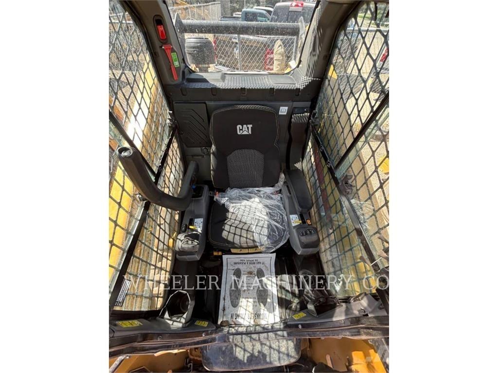 CAT 255 C3HF Верижен товарач