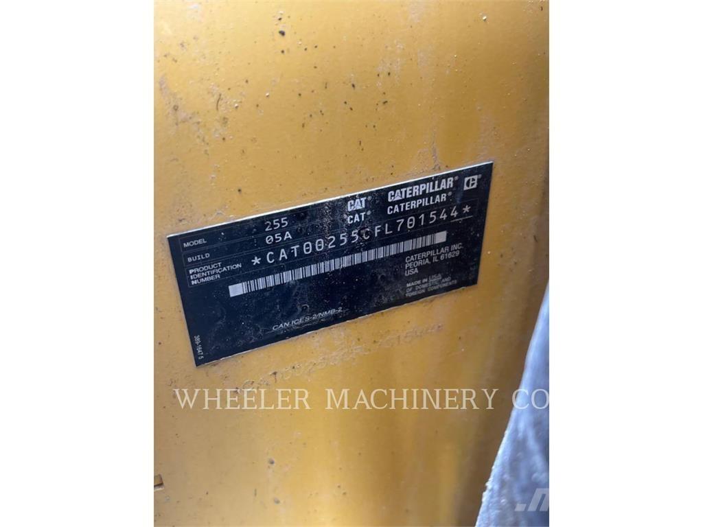 CAT 255 C3HF Верижен товарач