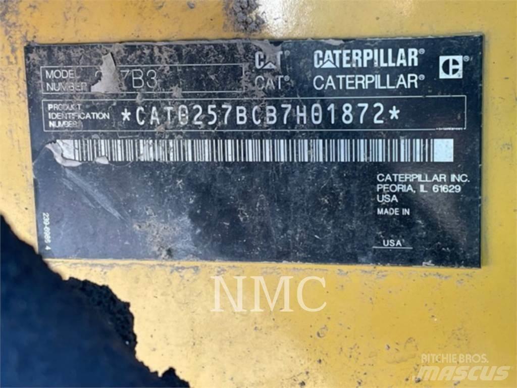 CAT 257B3 Мини товарачи
