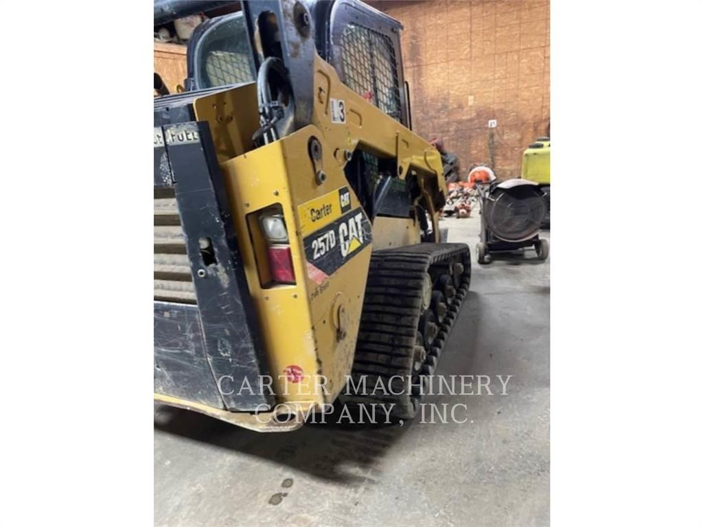 CAT 257D Мини товарачи

