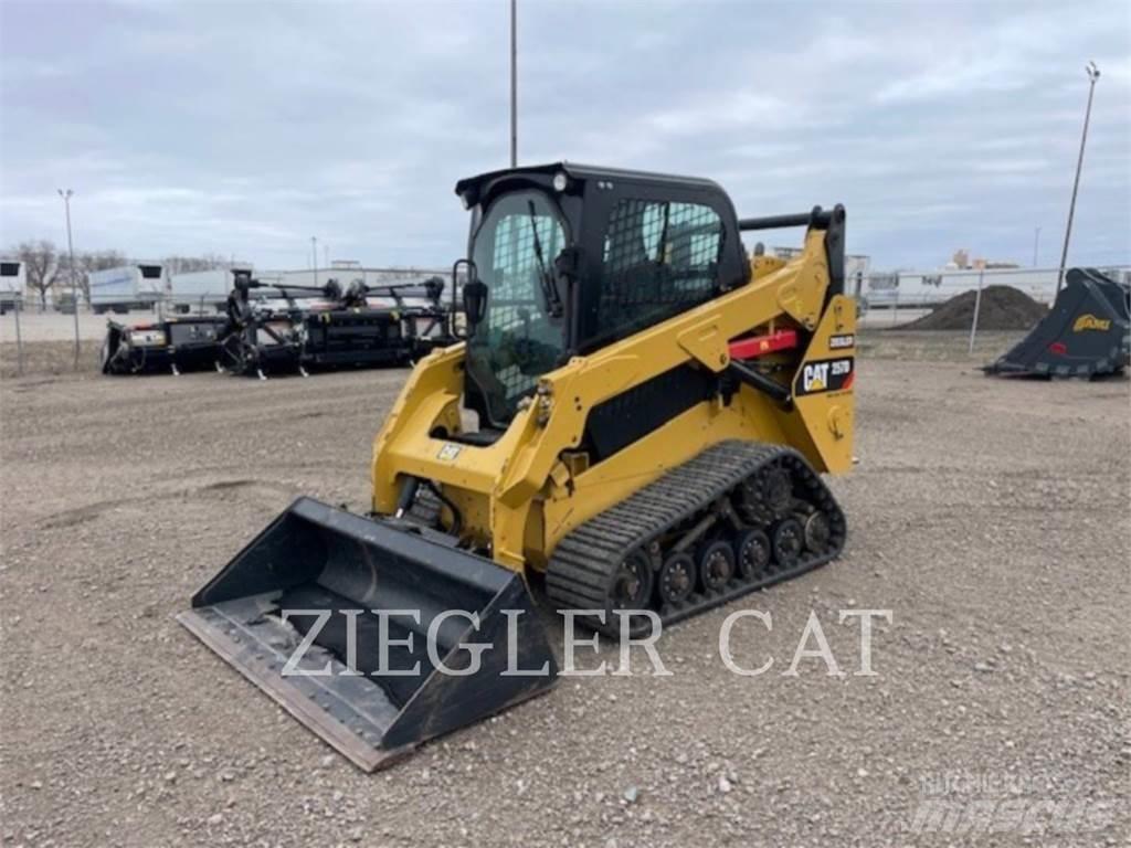 CAT 257D Верижен товарач