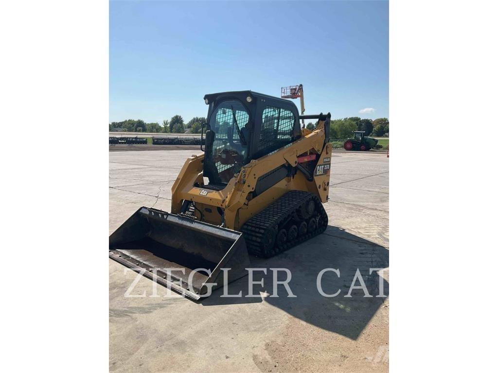 CAT 257D Верижен товарач