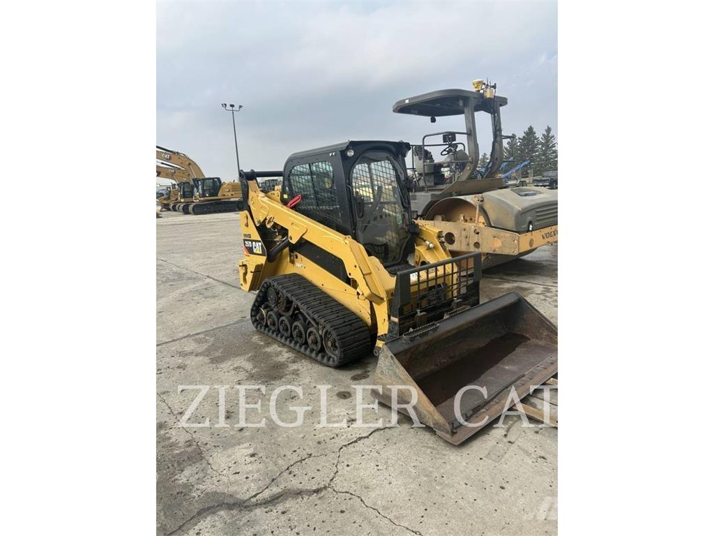 CAT 257D Верижен товарач