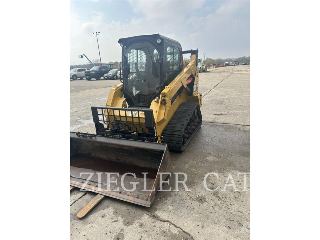 CAT 257D Верижен товарач