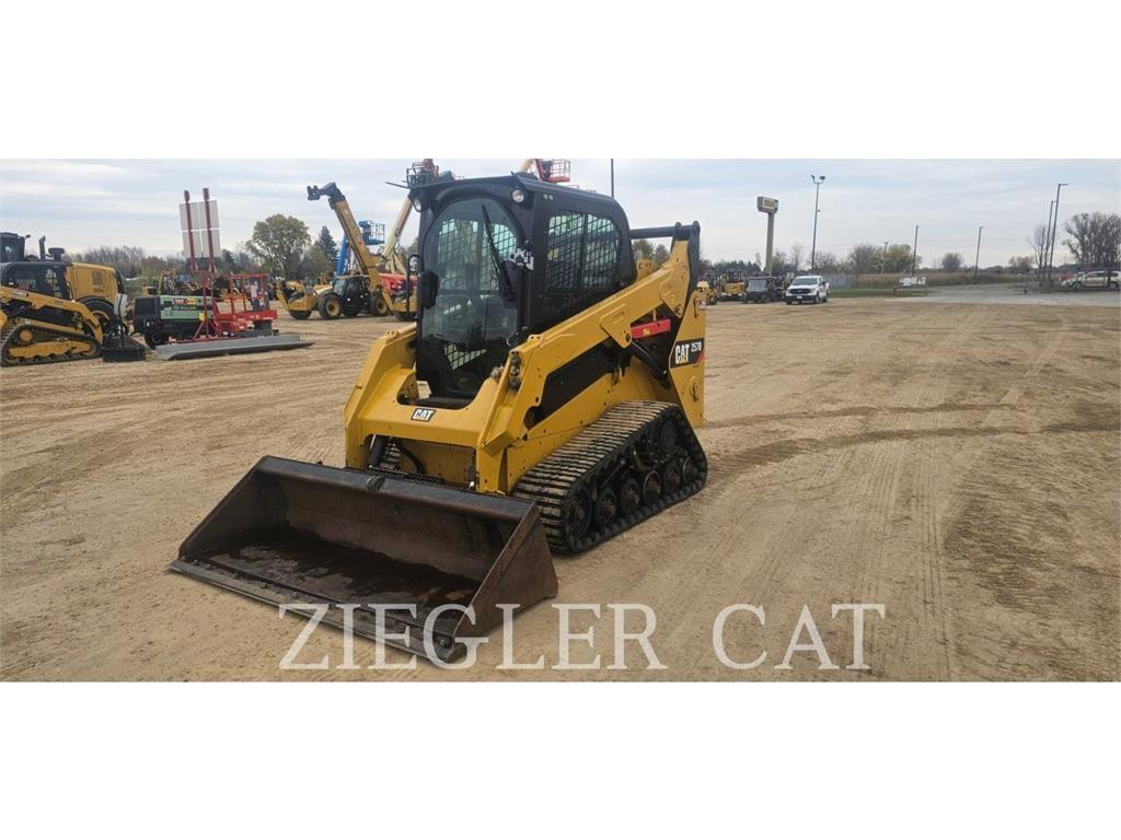 CAT 257D Верижен товарач