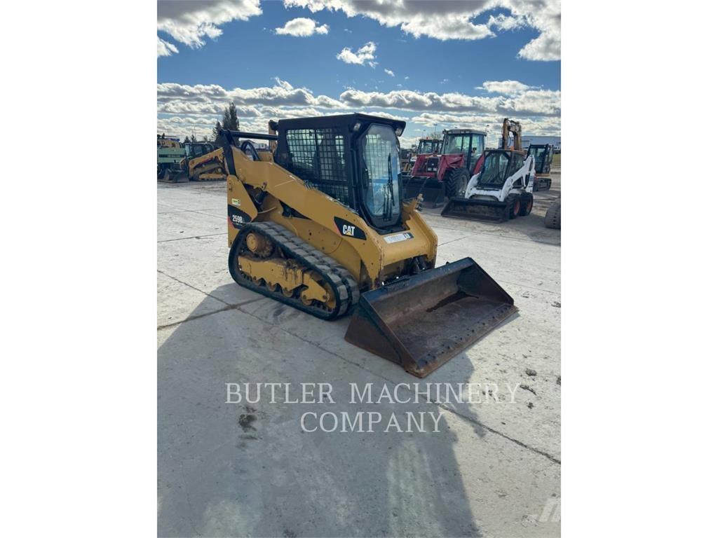 CAT 259B3 Верижен товарач