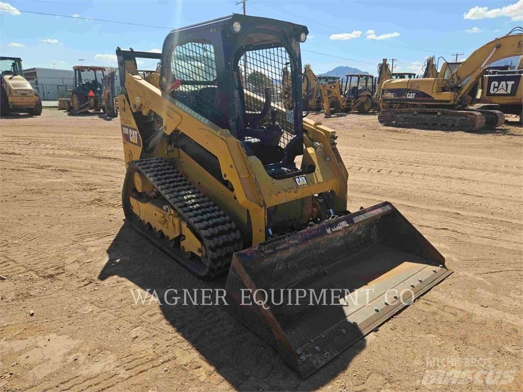CAT 259D Верижен товарач