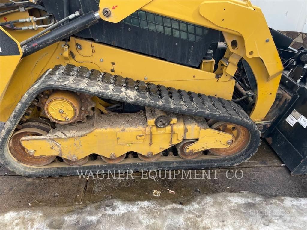 CAT 259D Верижен товарач