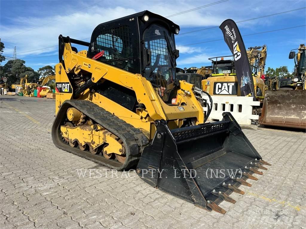 CAT 259D Верижен товарач