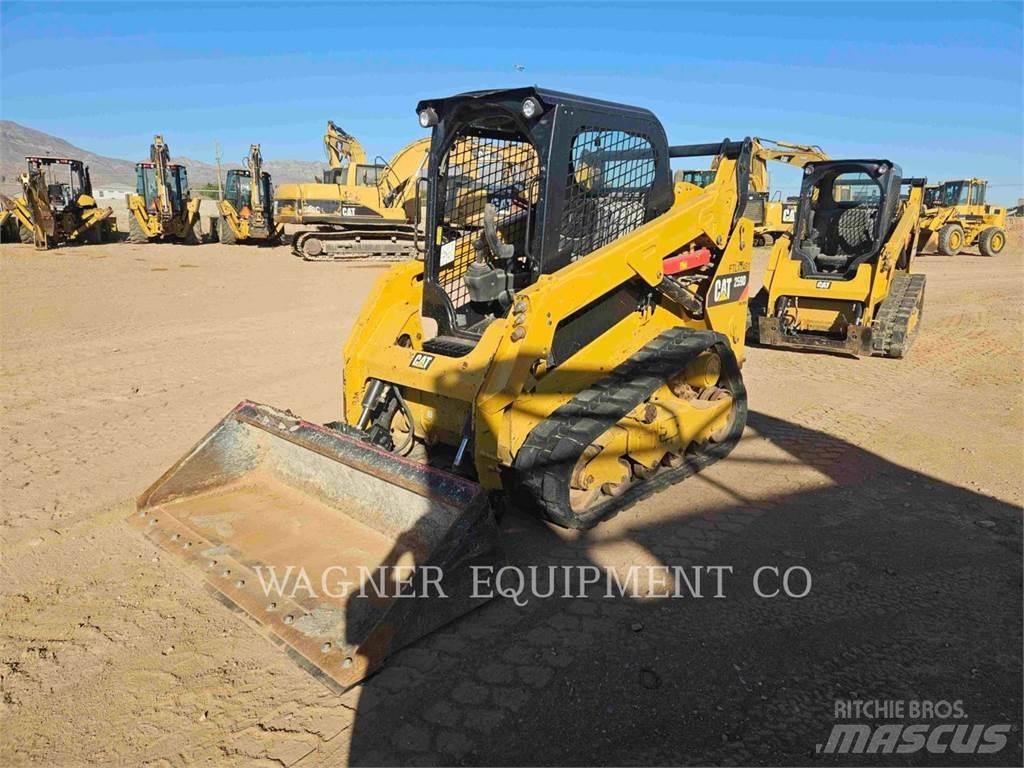 CAT 259D Верижен товарач