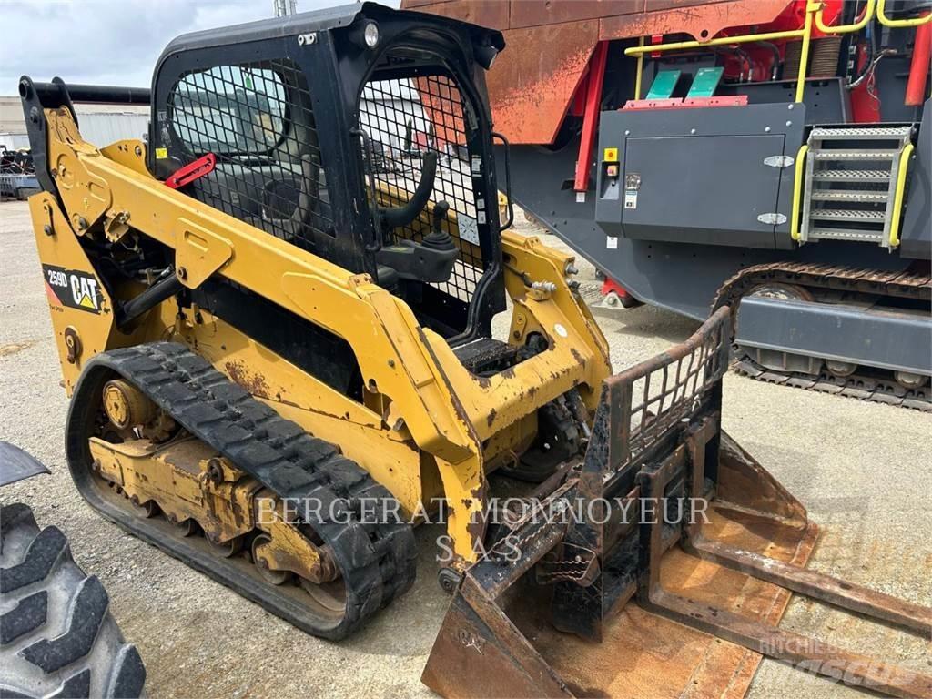 CAT 259D Верижен товарач