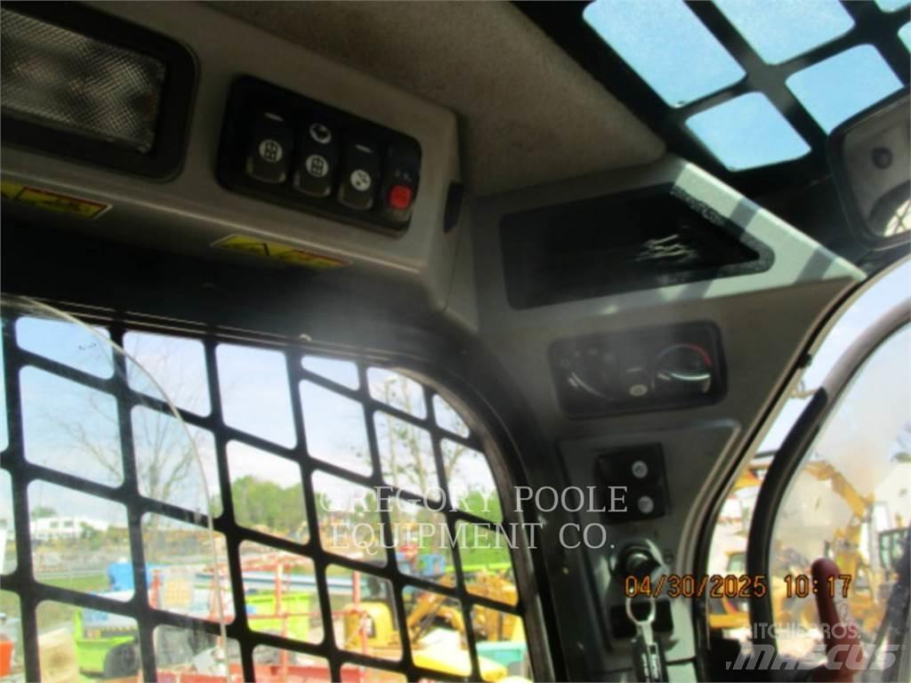 CAT 259D Верижен товарач
