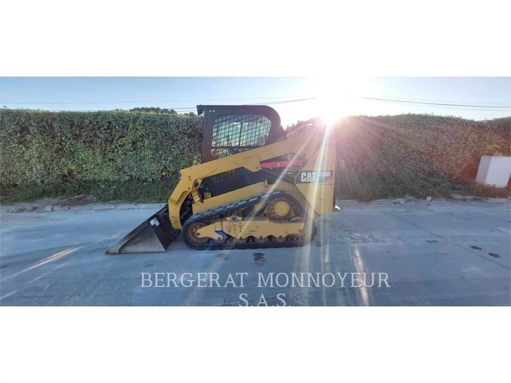 CAT 259D Верижен товарач