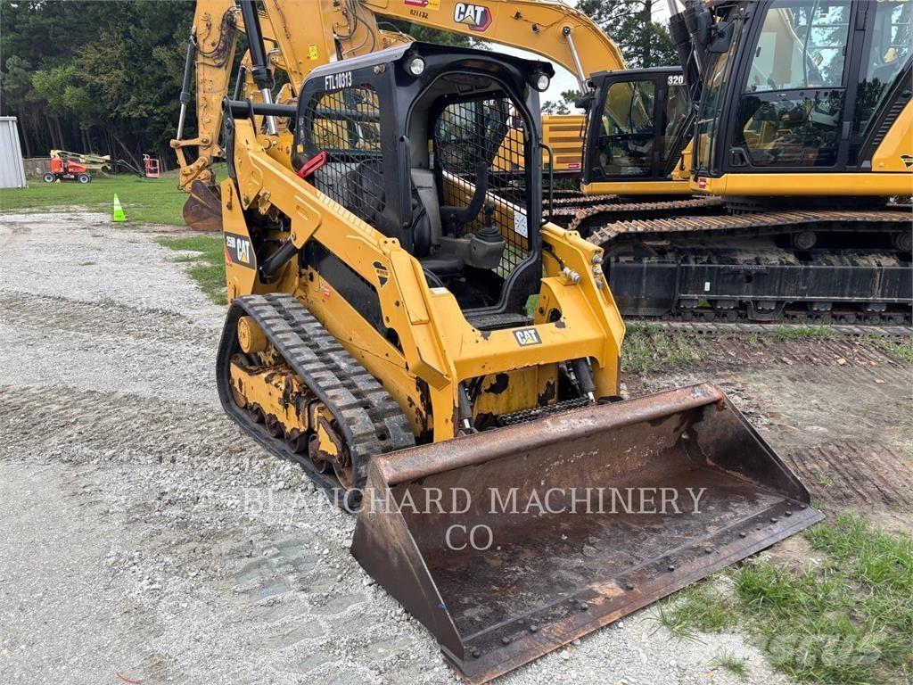 CAT 259D Верижен товарач