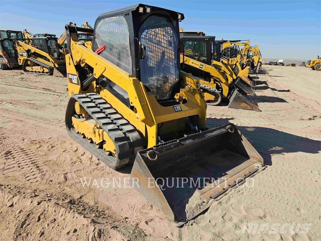 CAT 259D Верижен товарач