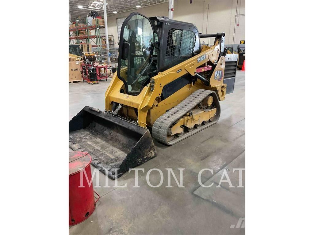 CAT 259D 3 Мини товарачи
