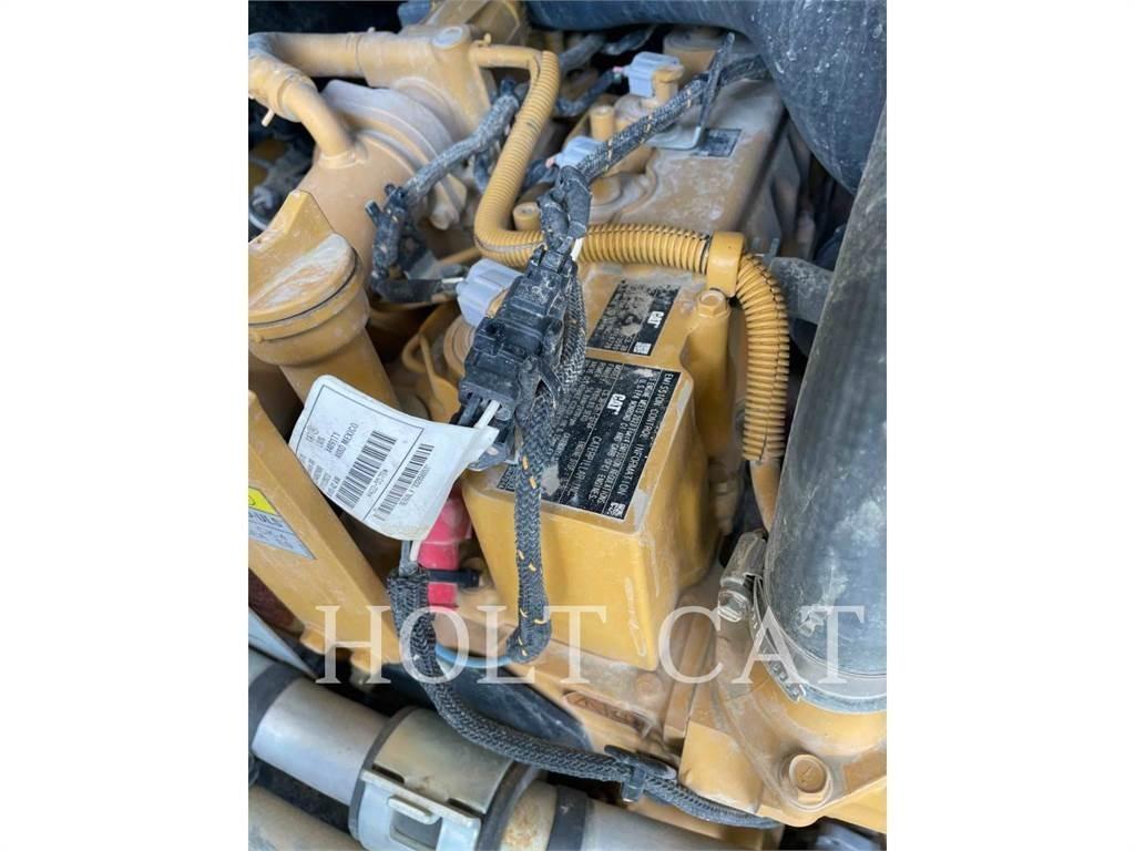 CAT 259D CAB Мини товарачи
