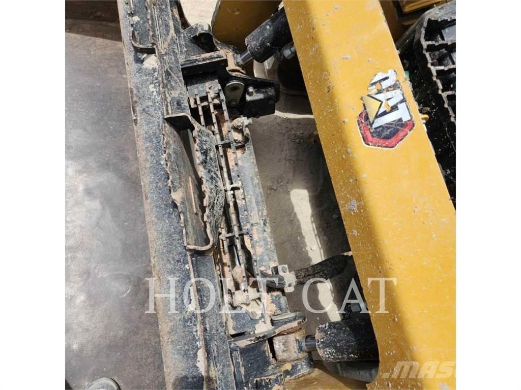 CAT 259D CAB Мини товарачи
