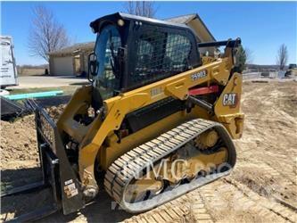 CAT 259D3 Верижен товарач