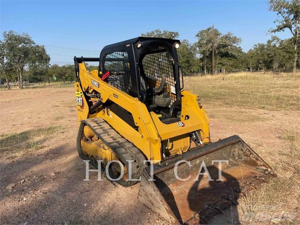 CAT 259D3 Верижен товарач