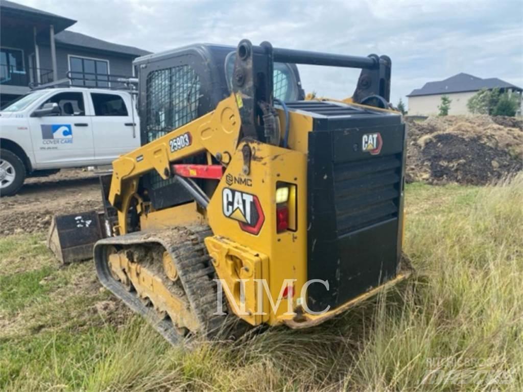 CAT 259D3 Верижен товарач