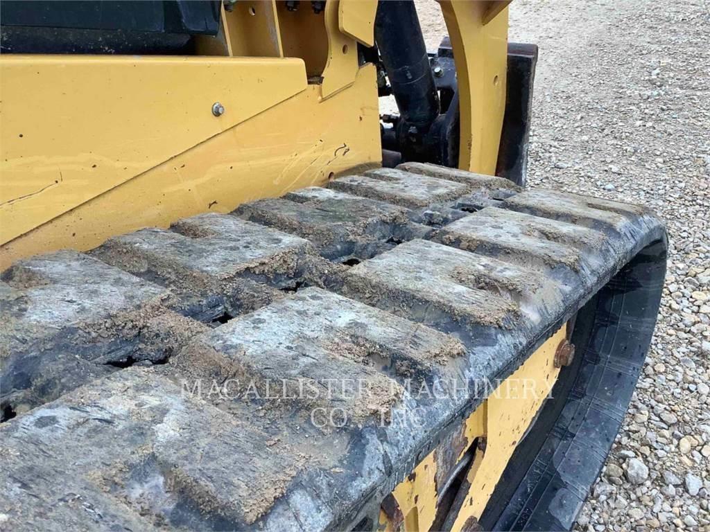 CAT 259D3 Верижен товарач