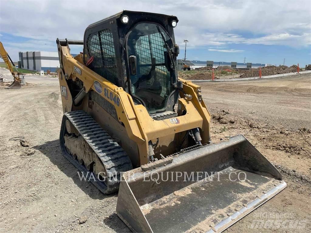 CAT 259D3 Верижен товарач
