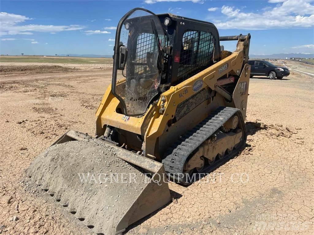 CAT 259D3 Верижен товарач