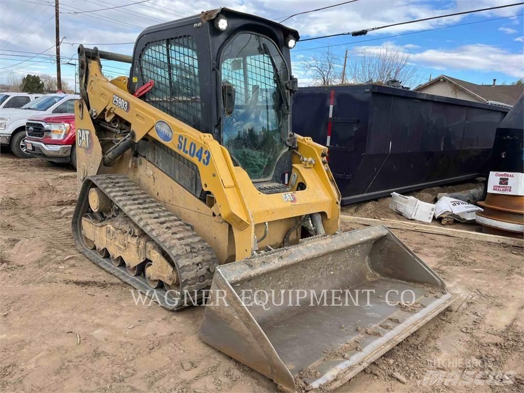 CAT 259D3 Верижен товарач