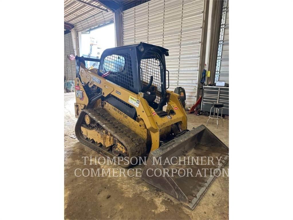 CAT 259D3 Верижен товарач