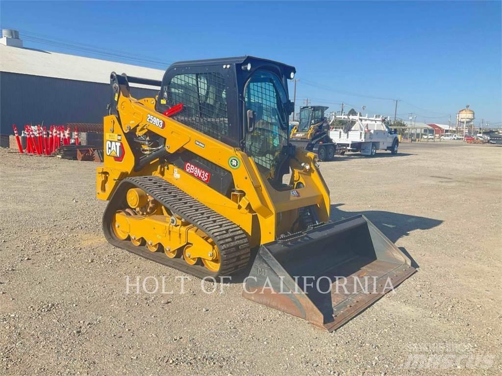 CAT 259D3 Верижен товарач