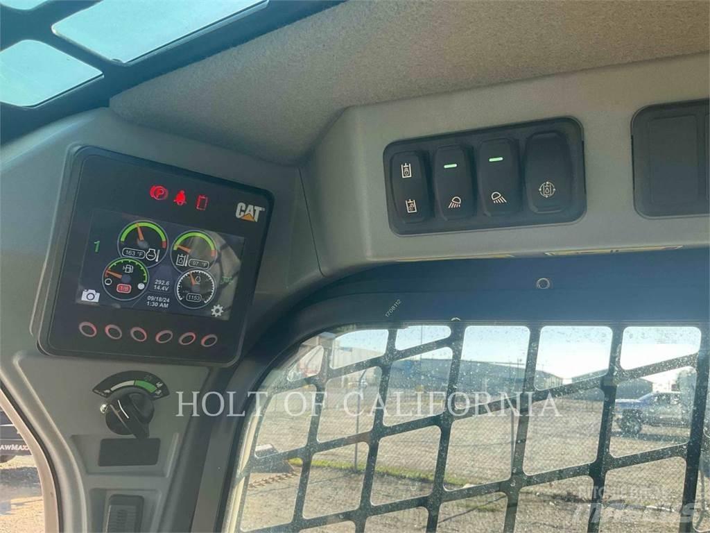 CAT 259D3 Верижен товарач