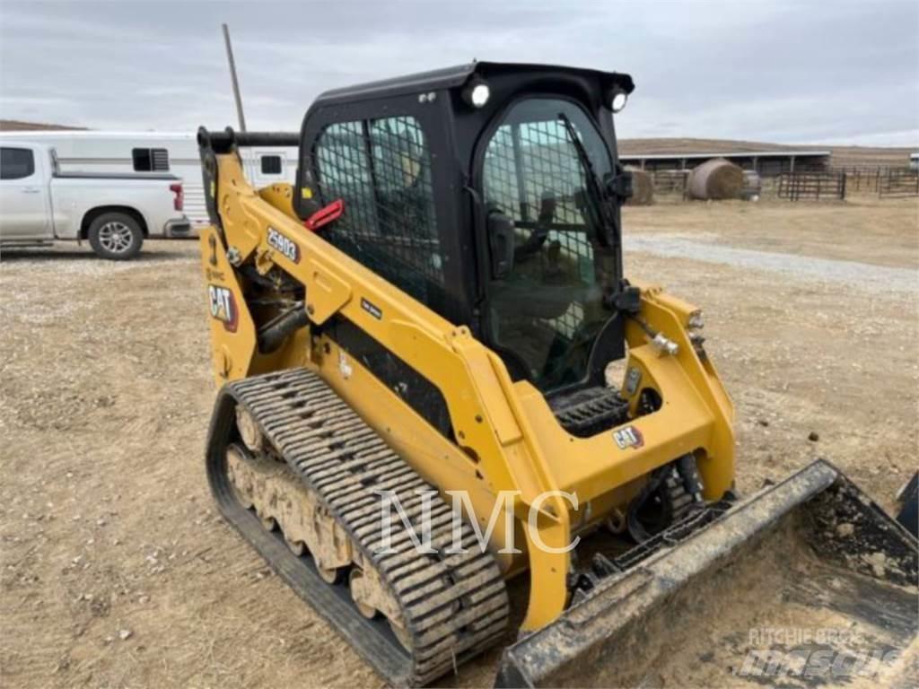 CAT 259D3 Верижен товарач