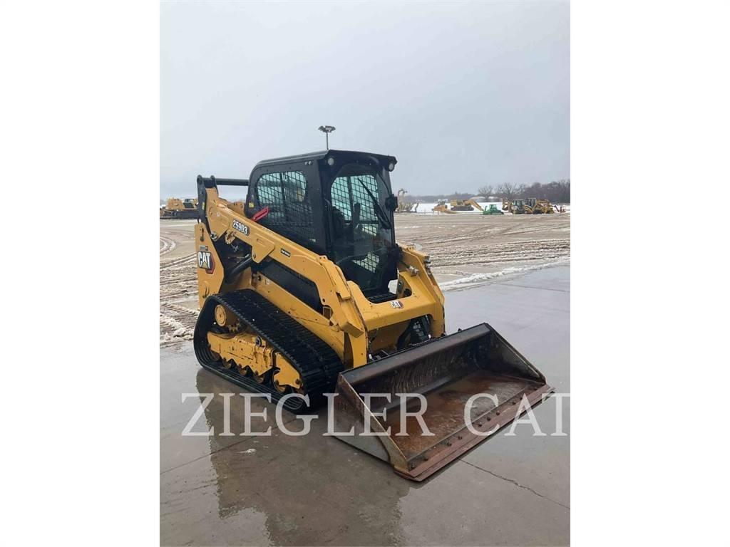 CAT 259D3 Верижен товарач