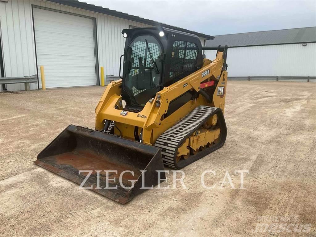 CAT 259D3 Верижен товарач