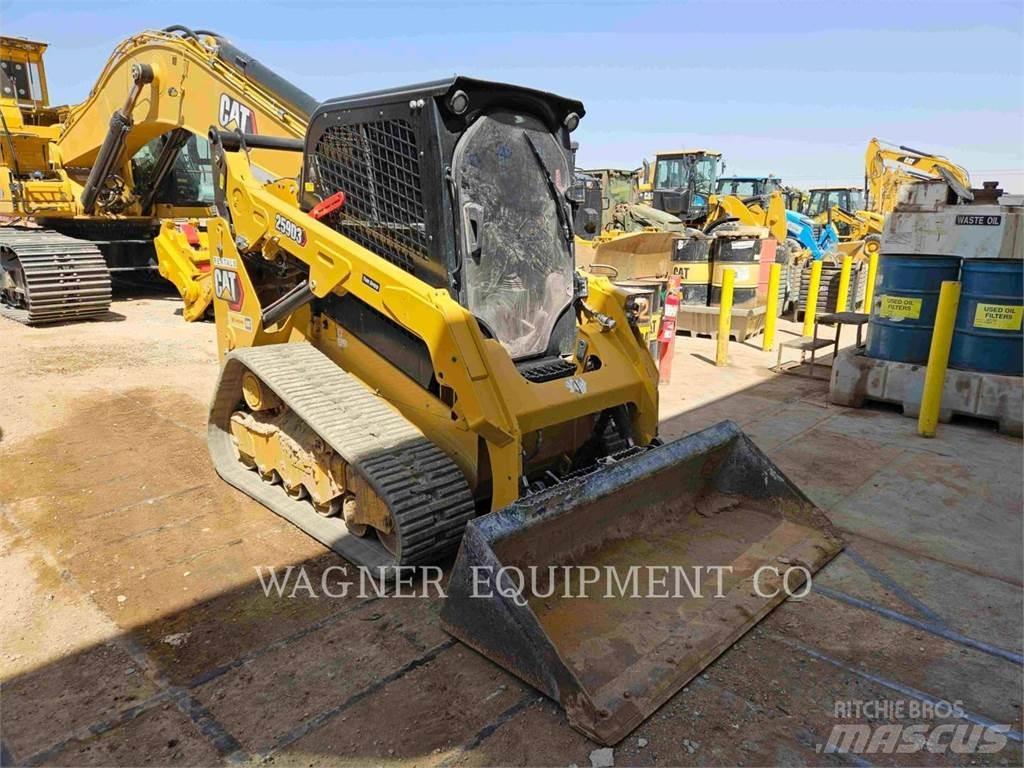 CAT 259D3 Верижен товарач