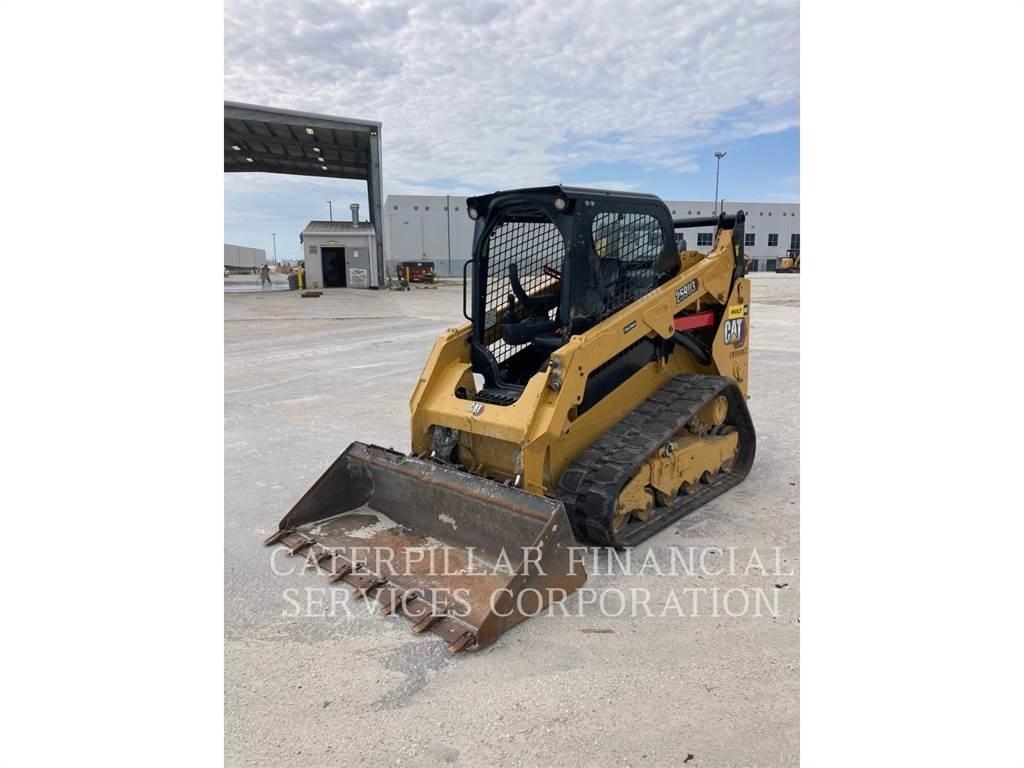 CAT 259D3 Верижен товарач