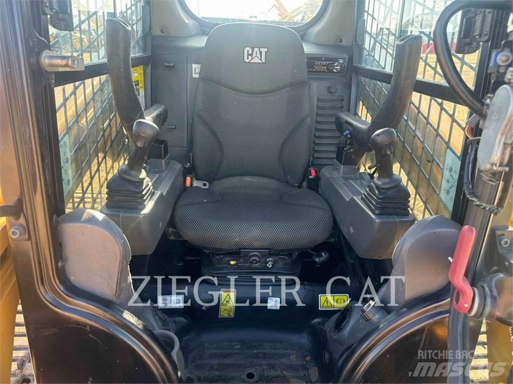 CAT 259D3 Верижен товарач