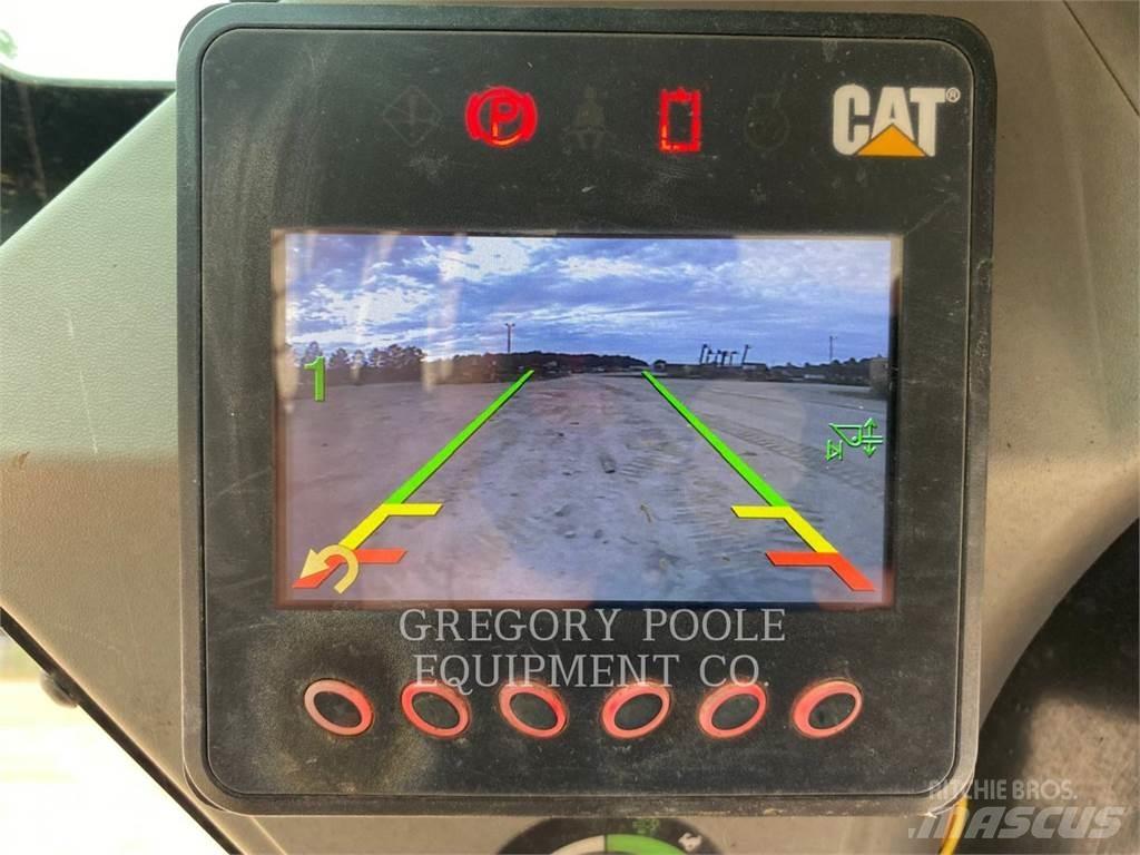 CAT 259D3 Верижен товарач