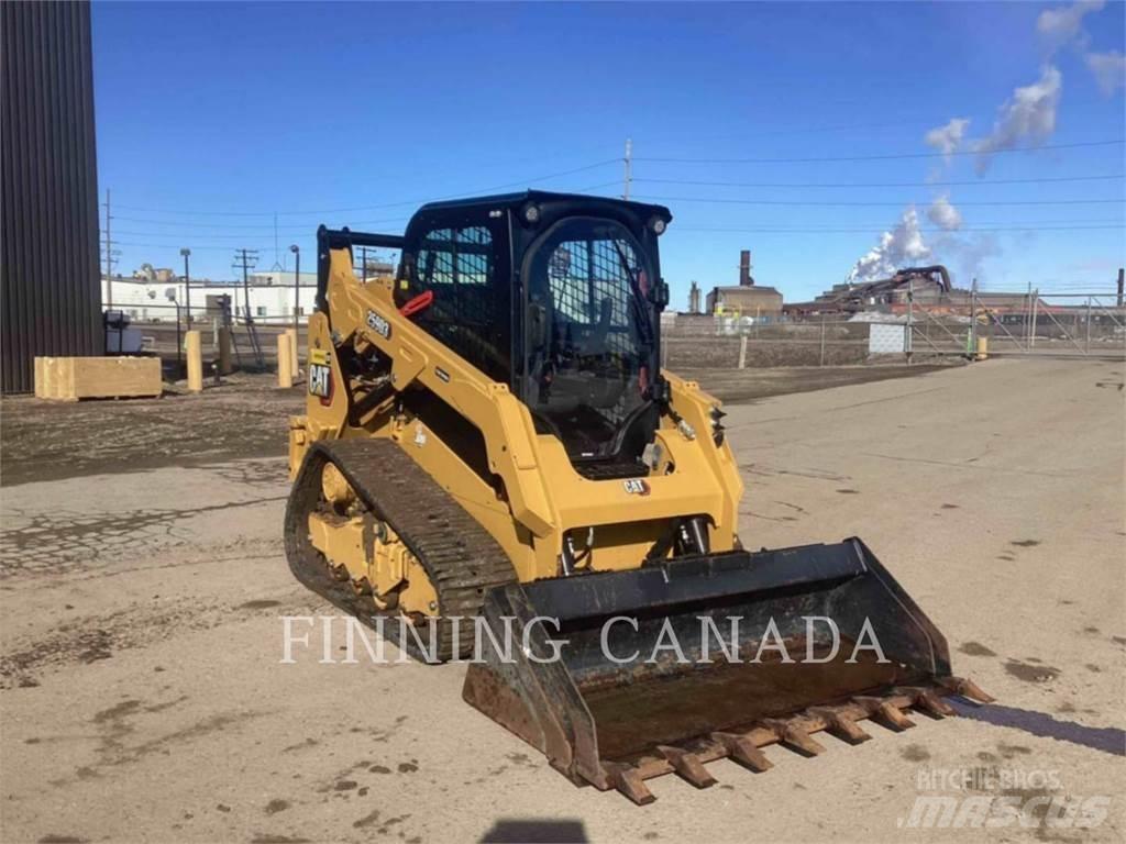 CAT 259D3 Верижен товарач
