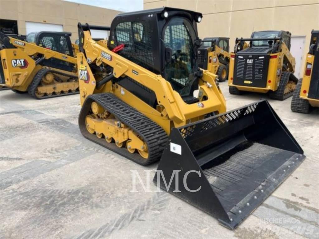 CAT 259D3 Верижен товарач