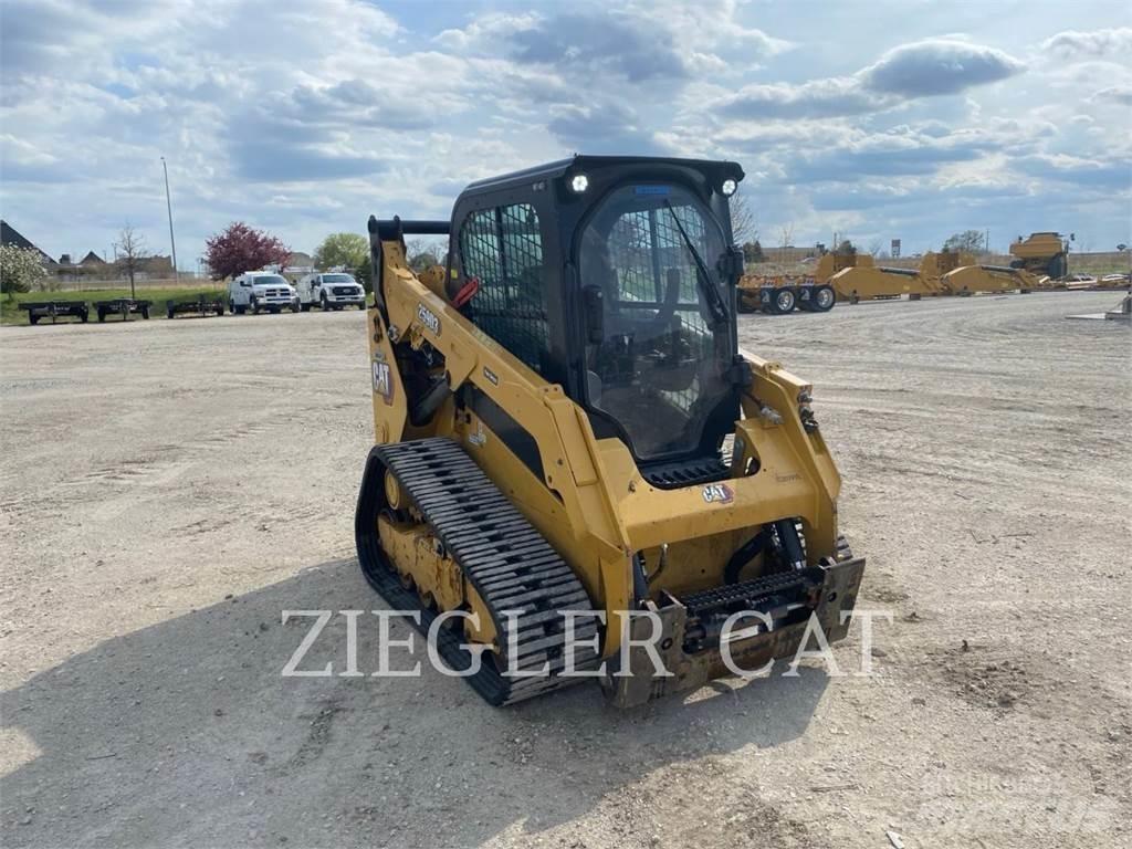CAT 259D3 Верижен товарач