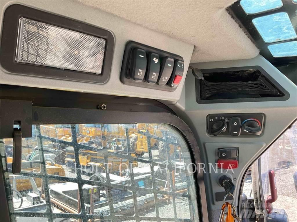 CAT 259D3 Верижен товарач